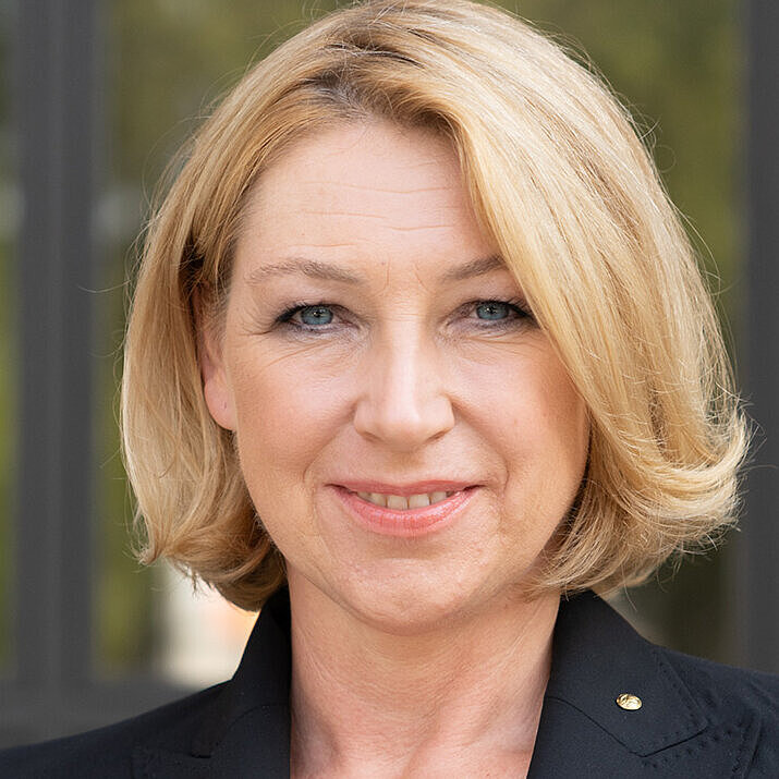 Foto der Umweltbundesamt Geschäftsführerin Ehold 