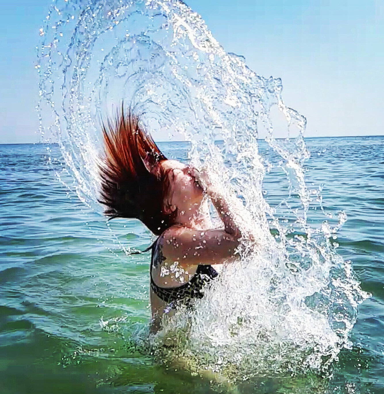 Foto Frau im Wasser