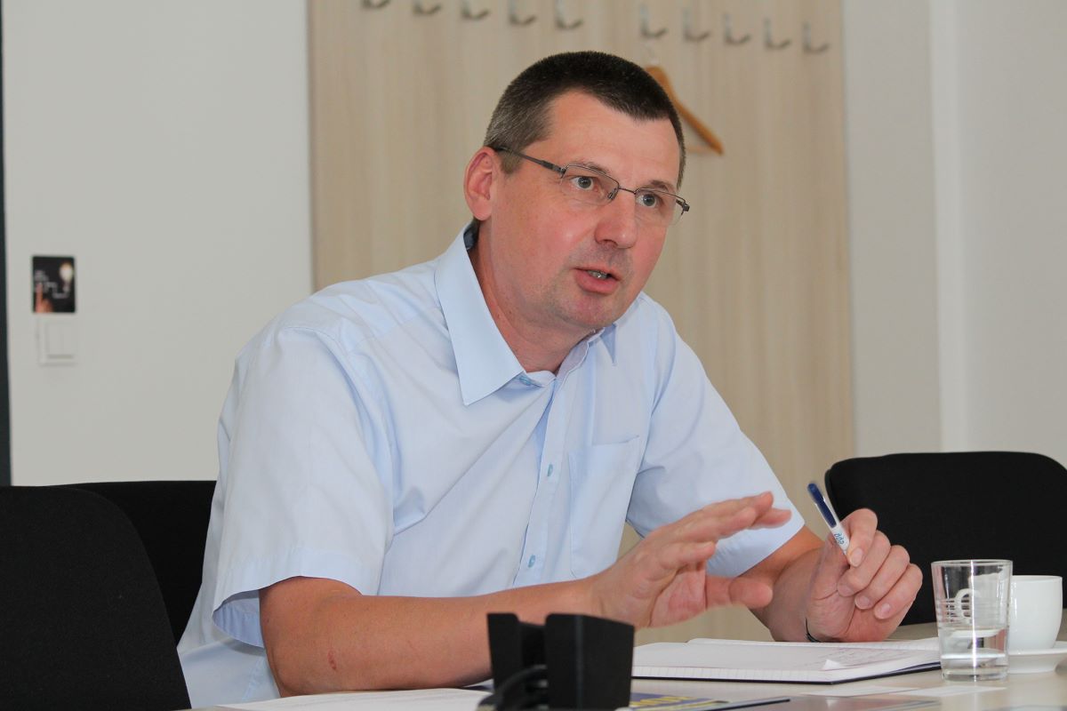 Dr. Thomas Drnek ist als Environmental Director Umweltverantwortlicher der RHI Magnesita GmbH und unter anderem für das Sammeln, Auswerten, Berichten von umwelt- und klimarelevanten Daten wie z. B. CO2-Emissionen verantwortlich Foto Thomas Drnek